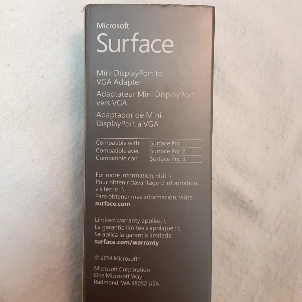 Microsoft Surface Mini Display Port to VGA Adapter